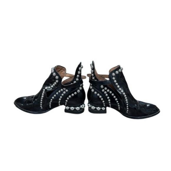 "JEFFREY CAMPBELL"Rylance-MB Women,s Black Silver Studded Leather Booties,Sz 9 - Picture 15 of 15